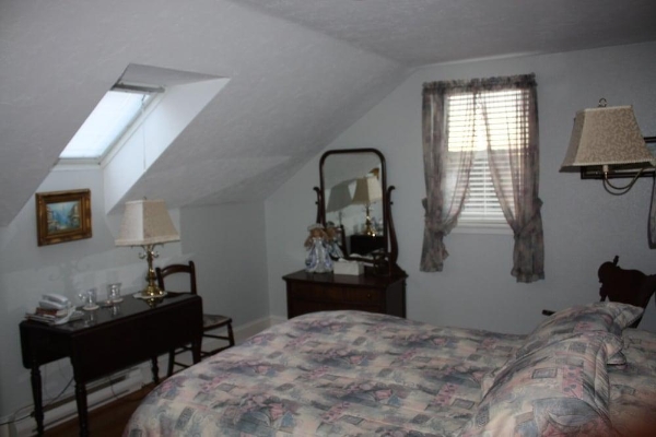 Marshlands Inn